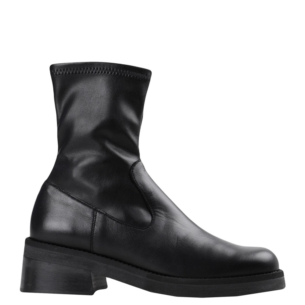 E8 by Miista Oliana pull on boot - size 37 - worn just a few times